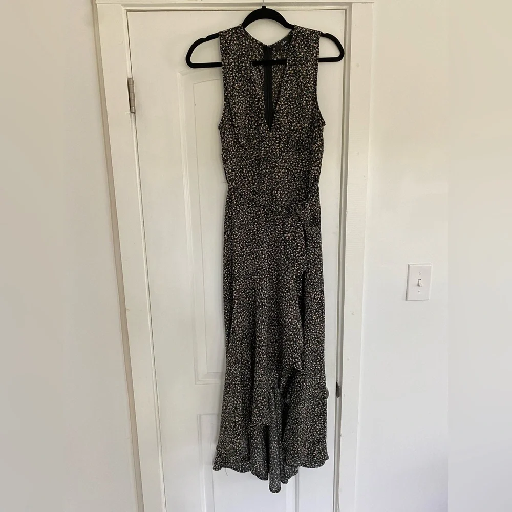 Lulu’s • Ruffled midi dress - Picture 7 of 13